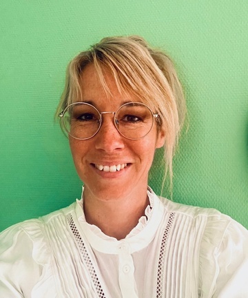 Claire  - Gezinsgestalttherapeut & Psycho-sociaal therapeut 